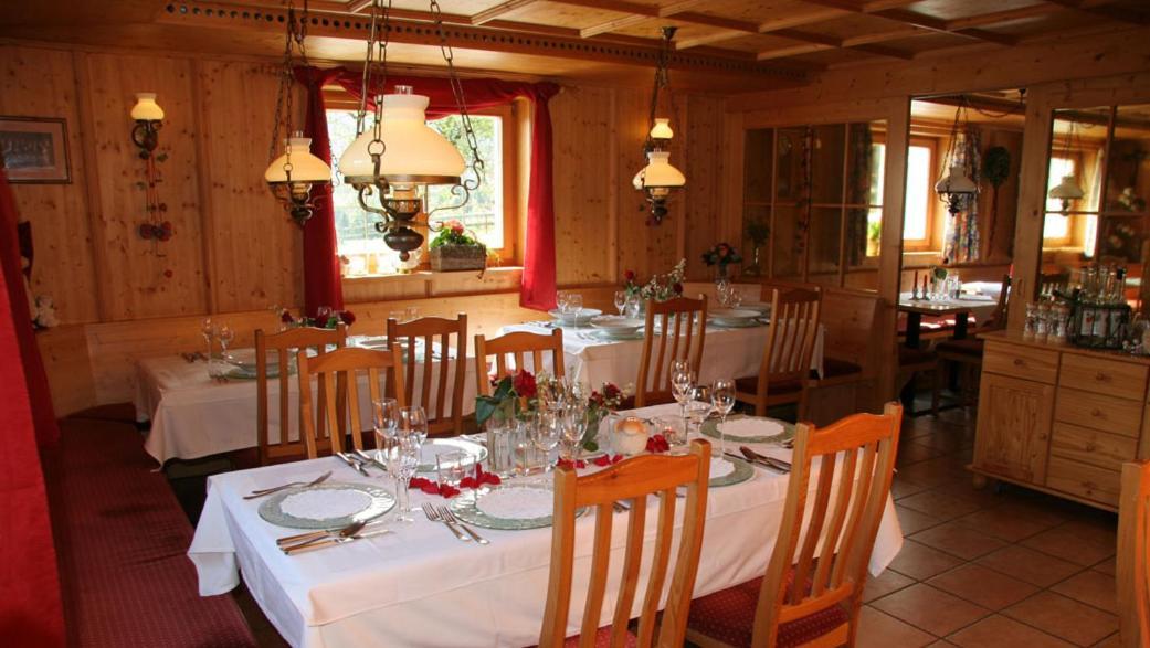 Hotel Gasthaus Schaefle Burserberg Bagian luar foto