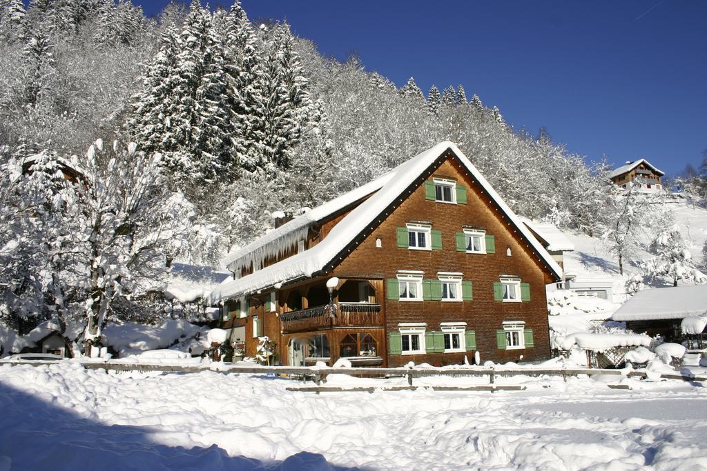 Hotel Gasthaus Schaefle Burserberg Bagian luar foto
