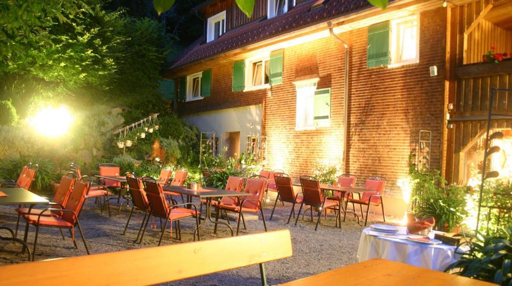 Hotel Gasthaus Schaefle Burserberg Bagian luar foto