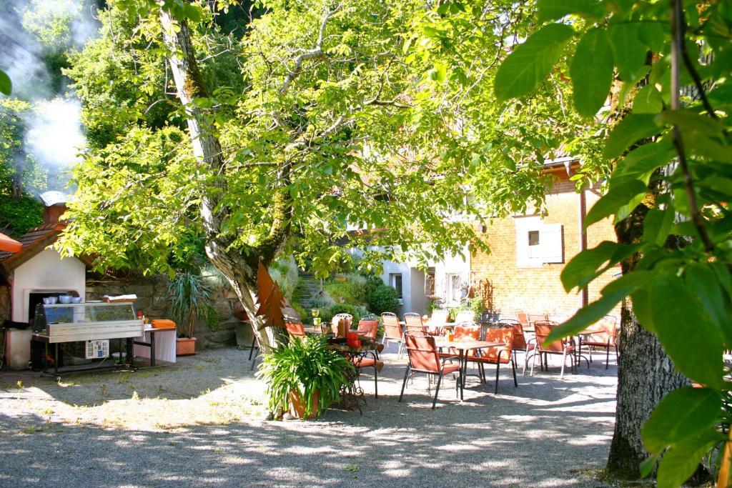 Hotel Gasthaus Schaefle Burserberg Bagian luar foto